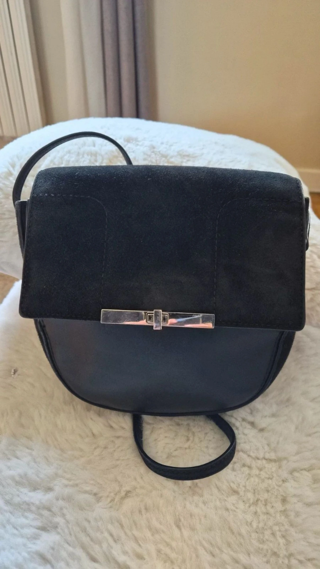 Sac Claudie Pierlot Cuir et daim noir 21x21cm TBE